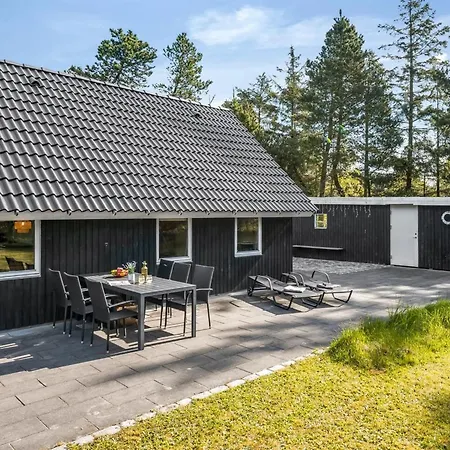 Ferienhaus Ottil - 1-5km From The Sea By Interhome Blåvand