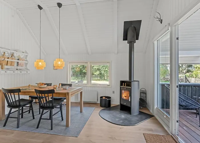 Ferienhaus Ottil - 1-5km From The Sea By Interhome Blåvand